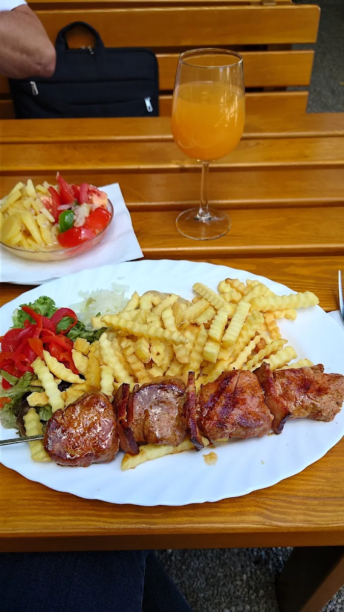 Essen und Trinken photo 2