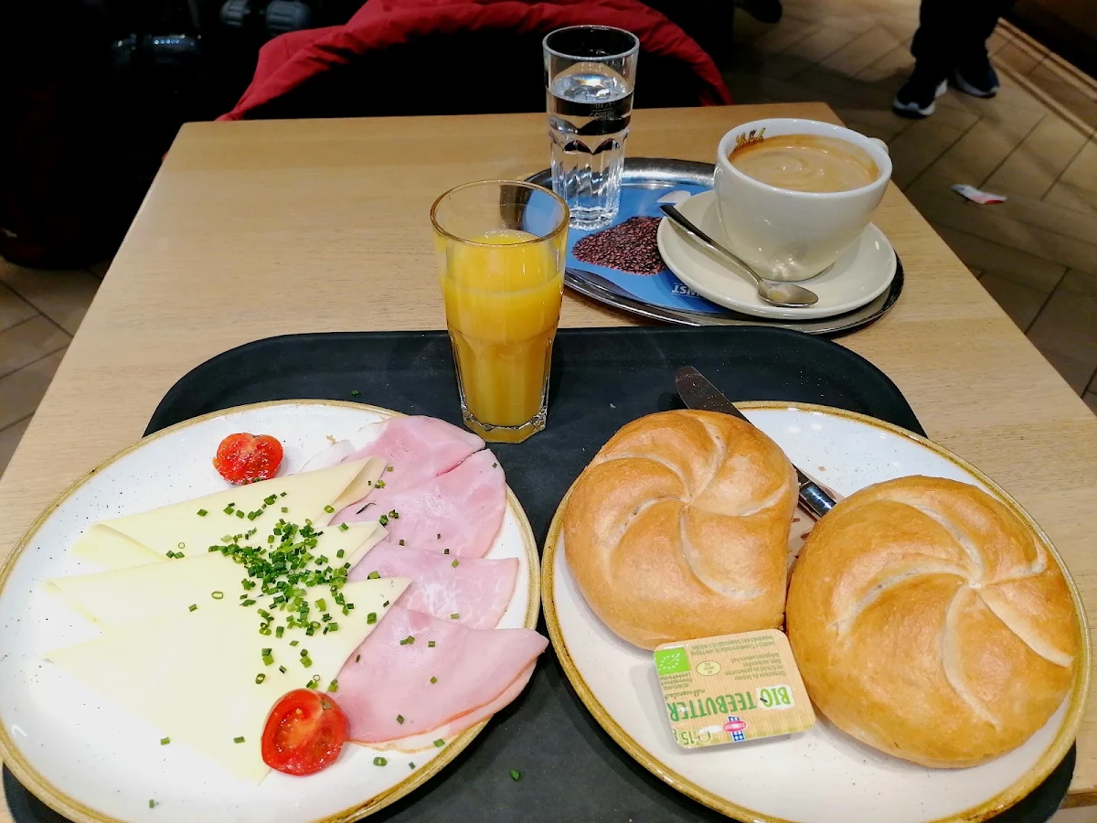 Essen und Trinken photo 8