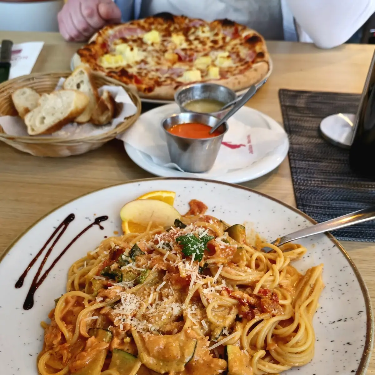 Essen und Trinken photo 3