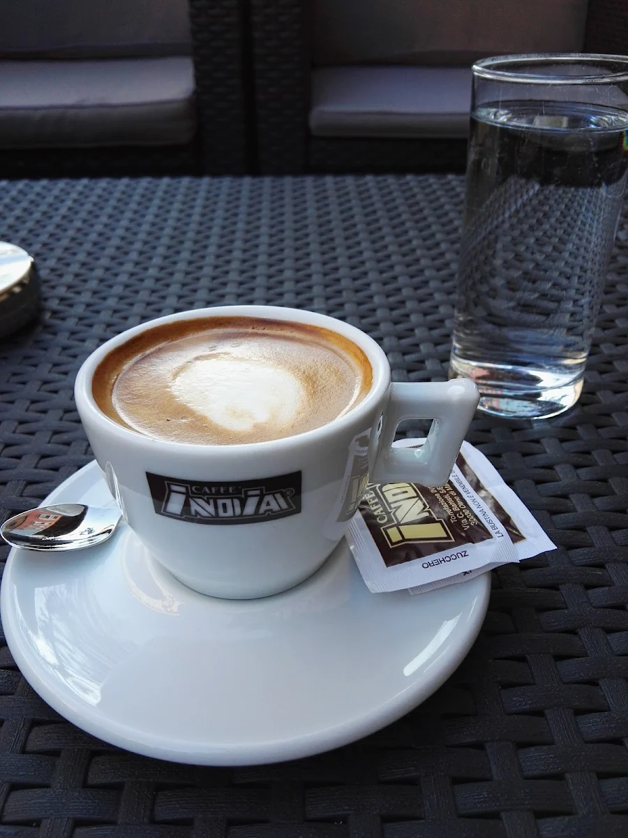 Café Lounge Adonis Titelbild