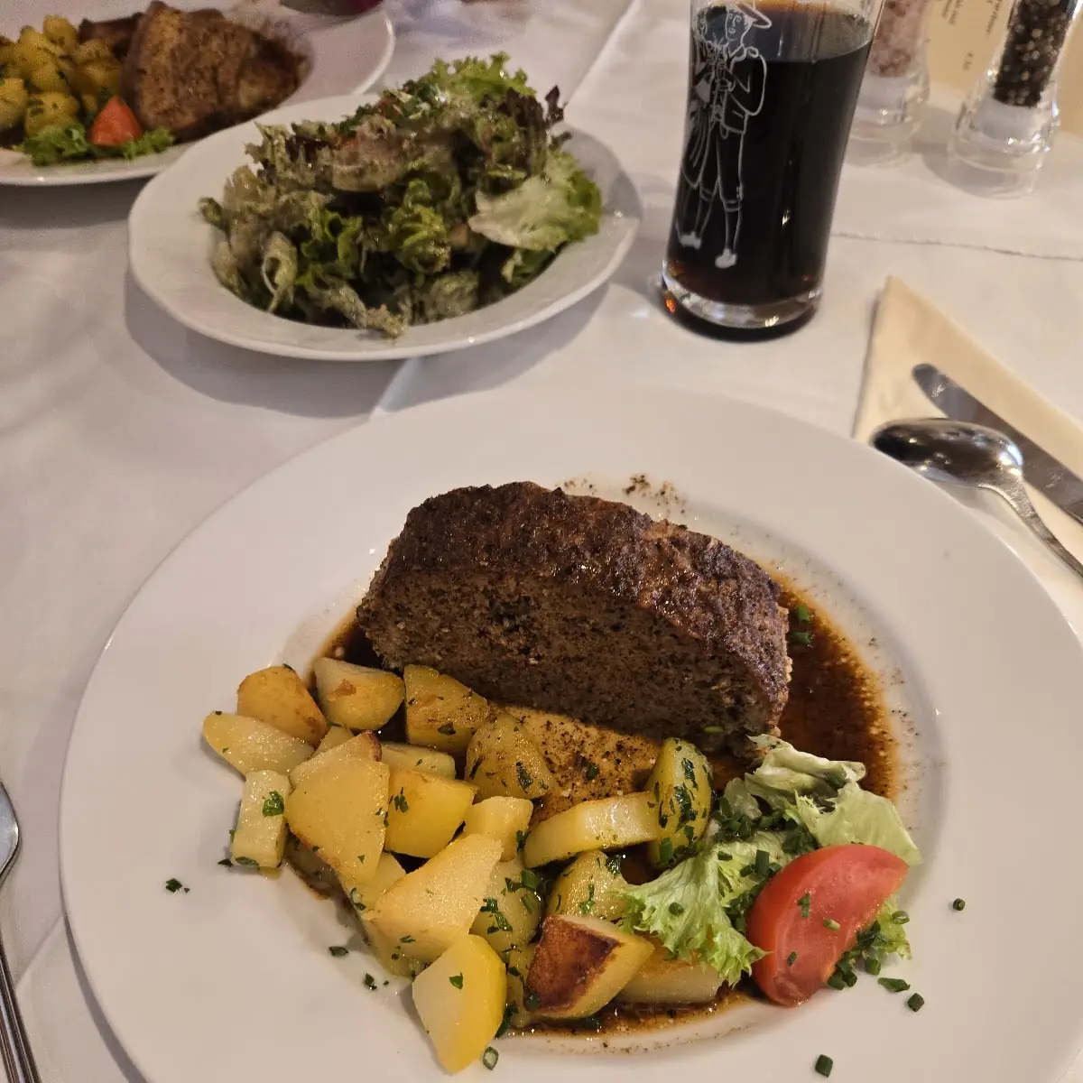 Essen und Trinken photo 1