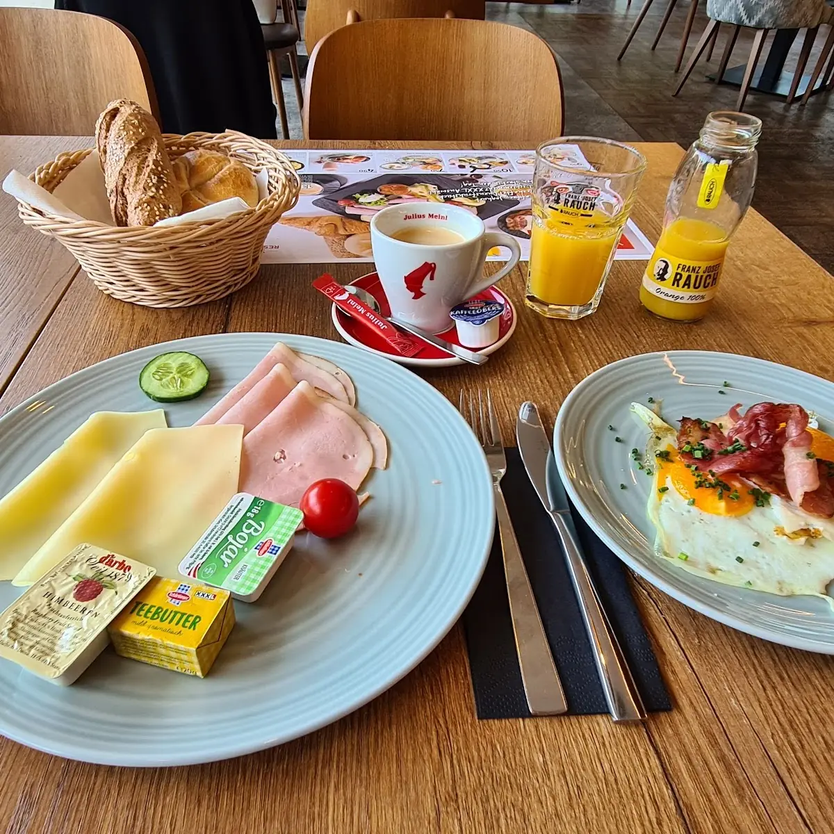 Essen und Trinken photo 4