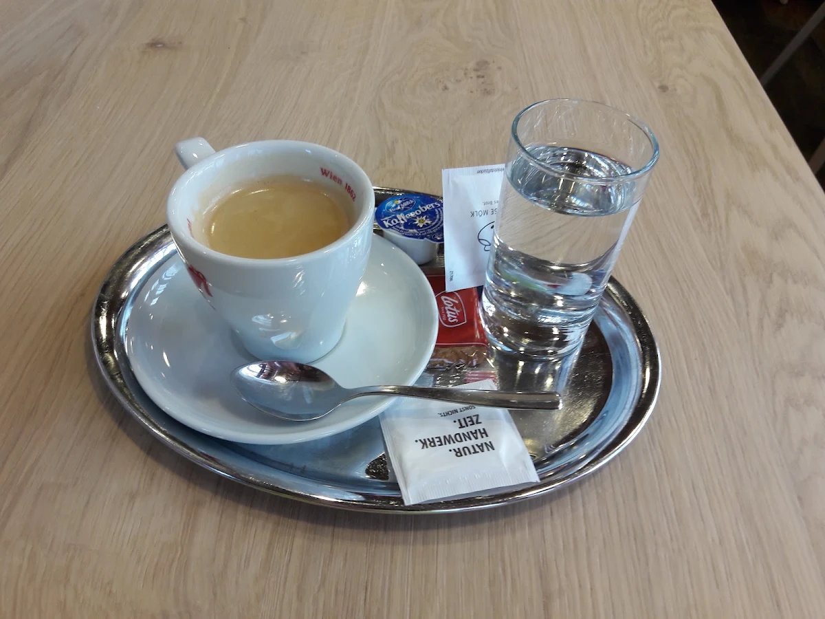 Essen und Trinken photo 2