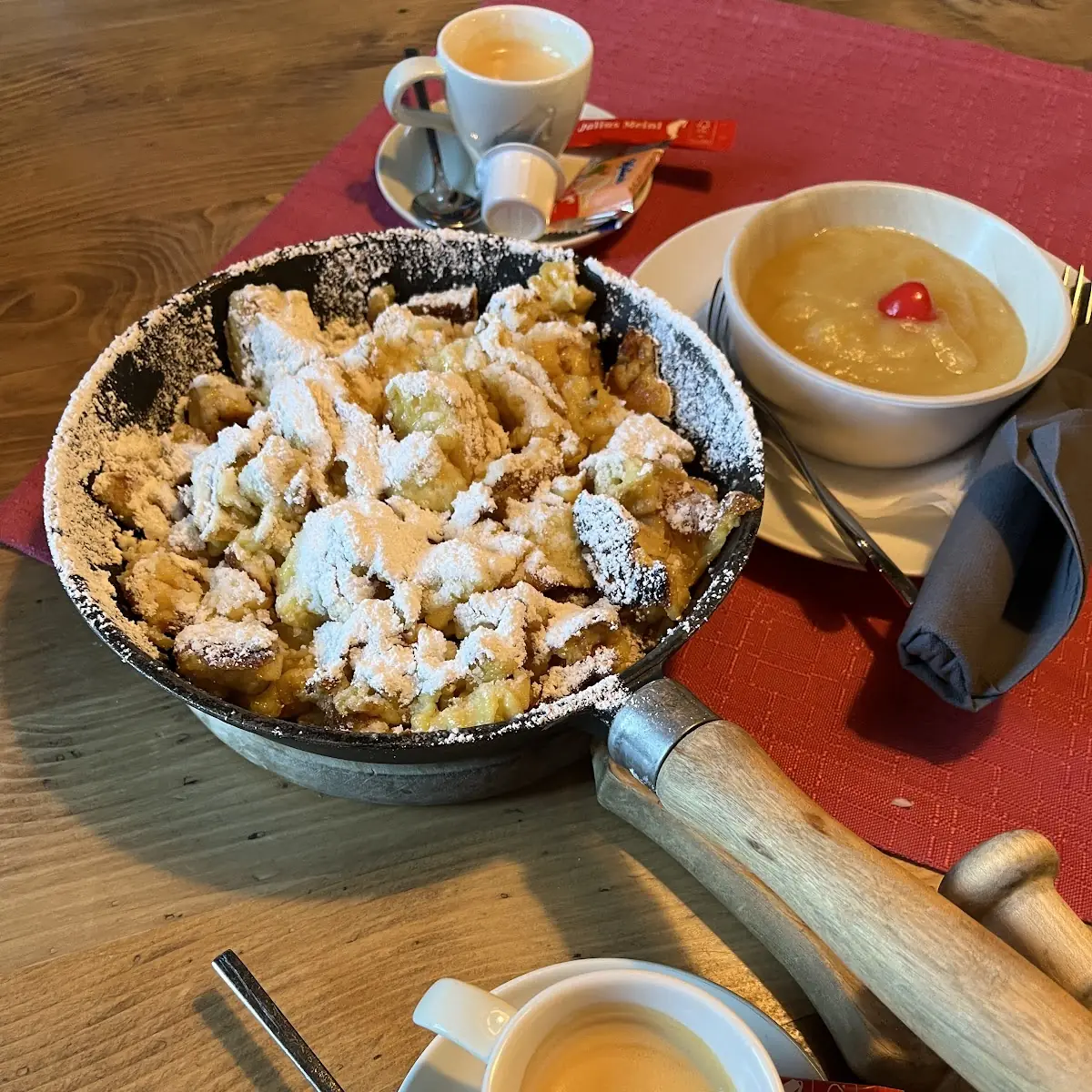 Essen und Trinken photo 2