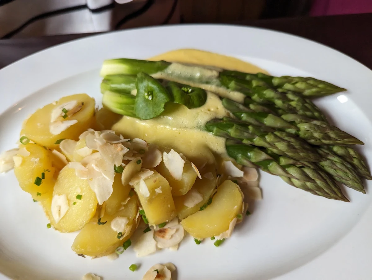 Essen und Trinken photo 4