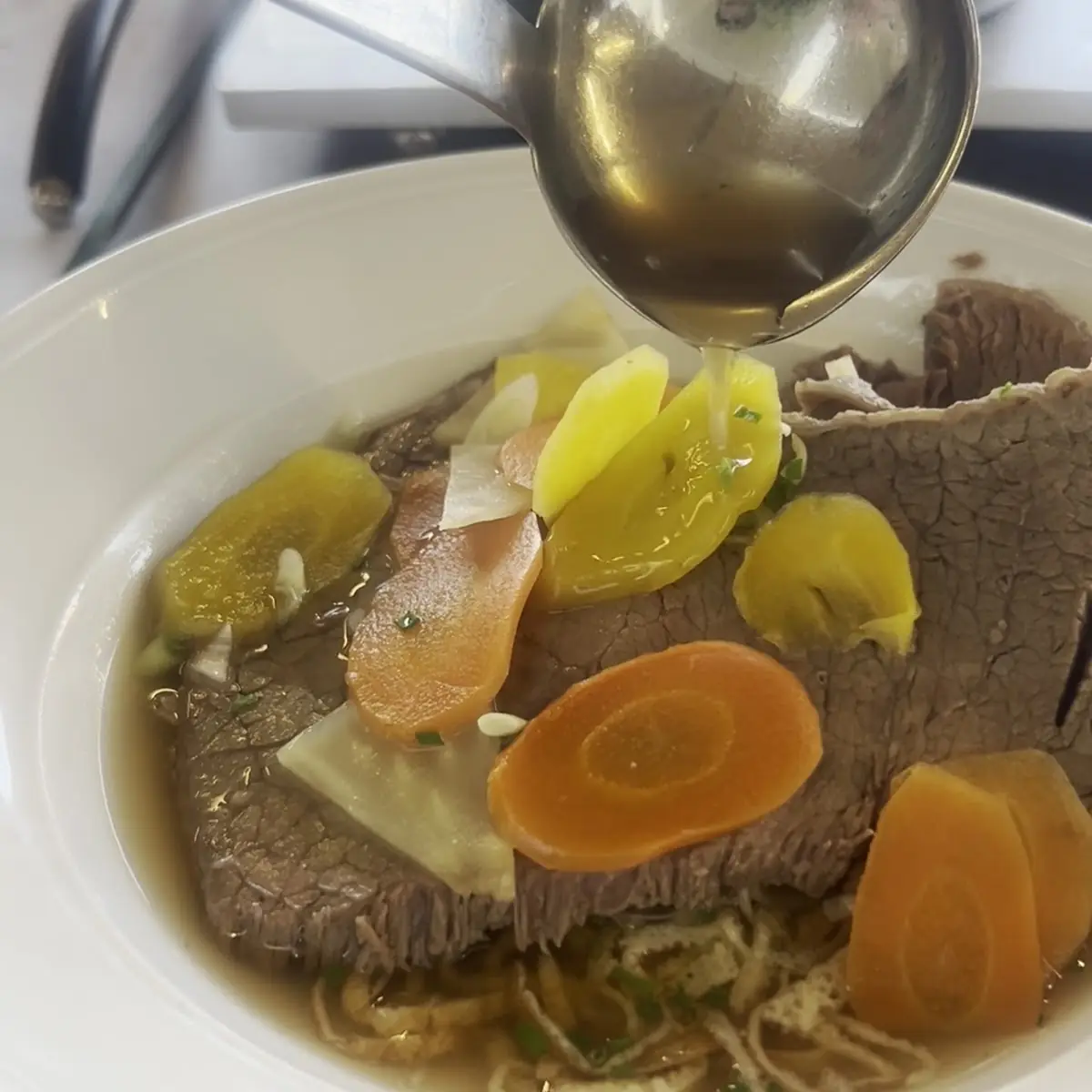 Essen und Trinken, Gasthaus ZUM KAISER