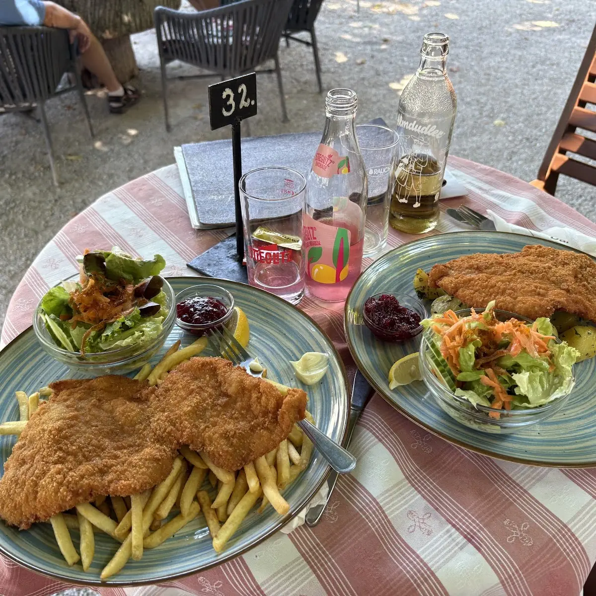 Essen und Trinken photo 3