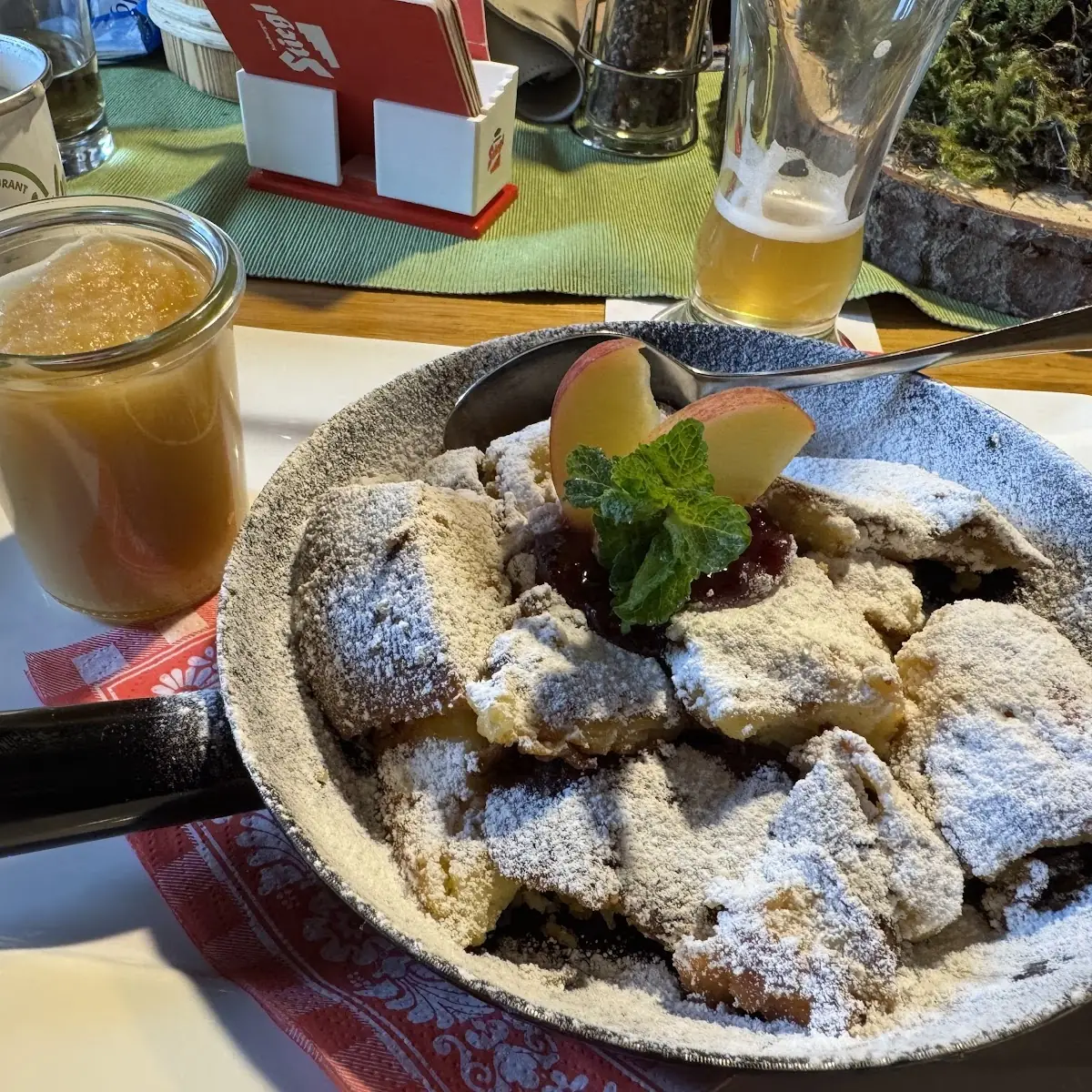 Essen und Trinken photo 2