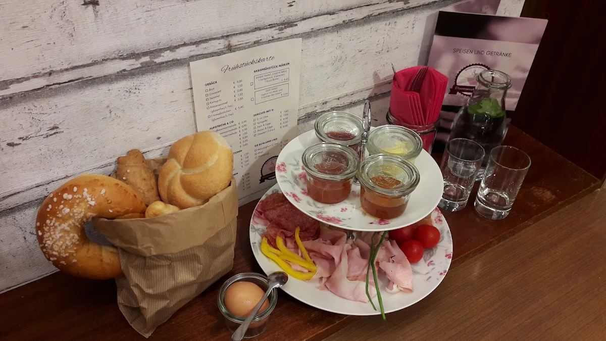 Essen und Trinken photo 3
