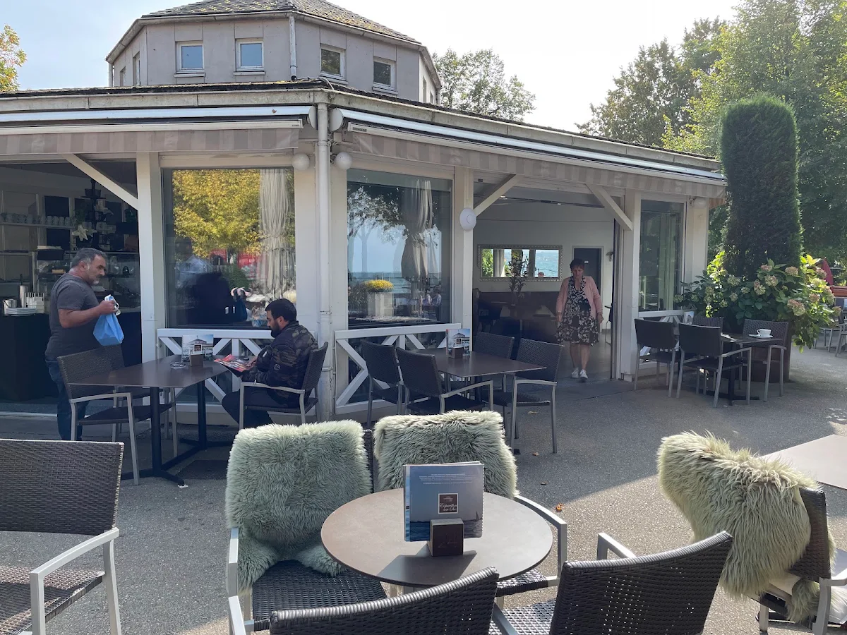 Eispavillon am See Titelbild