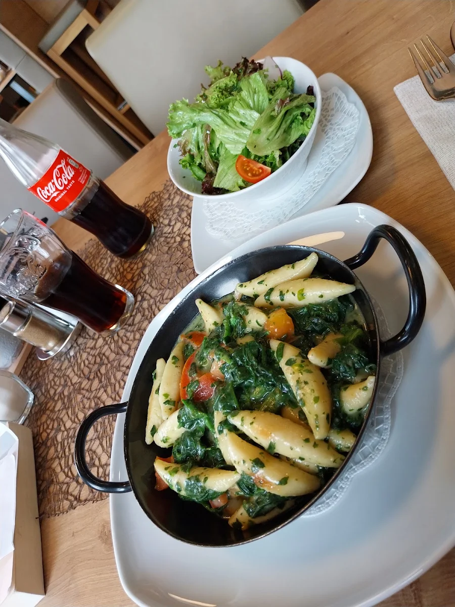 Essen und Trinken photo 3