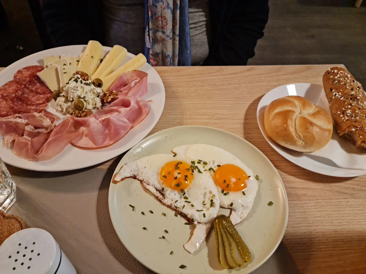 Essen und Trinken photo 2