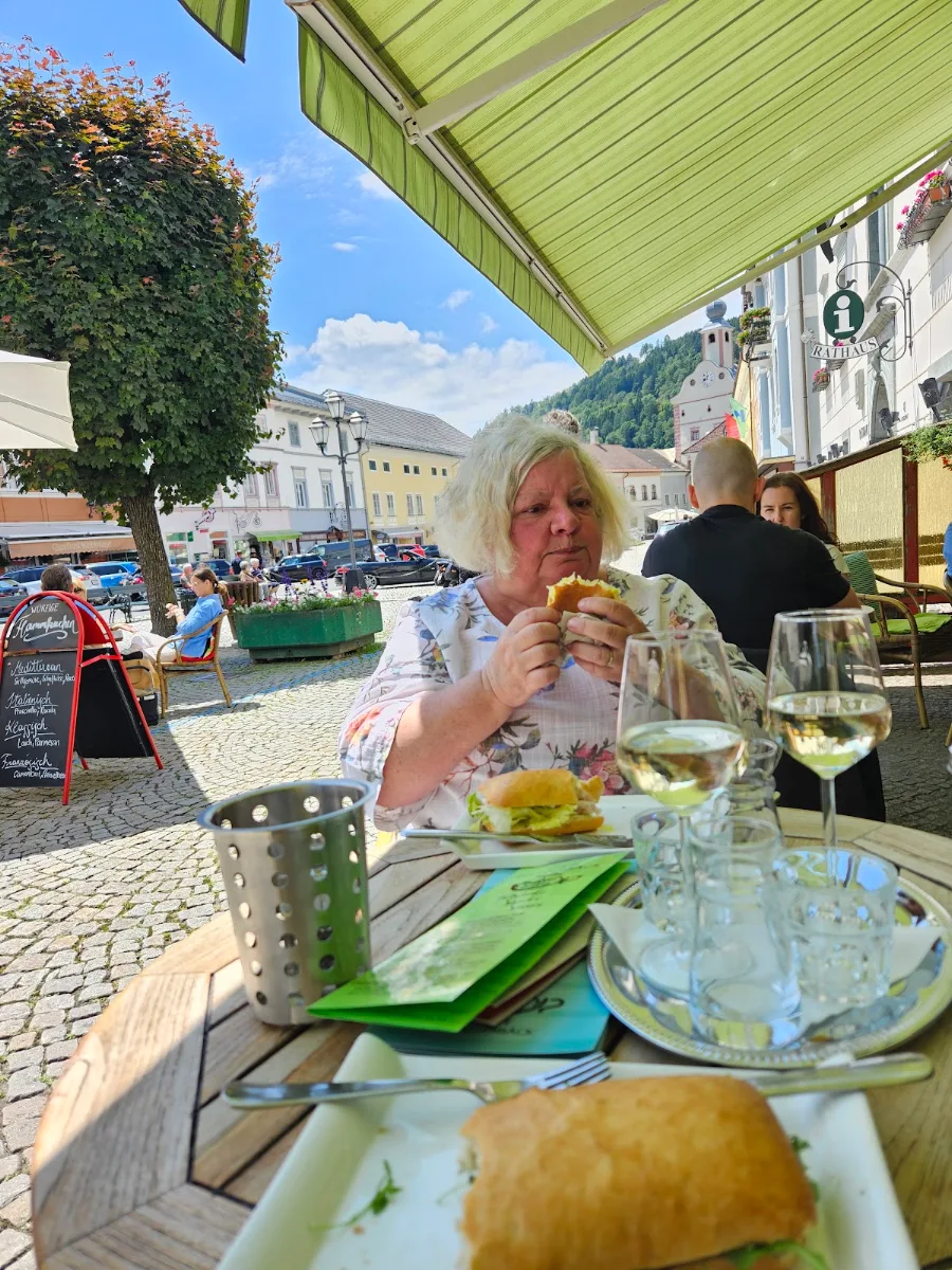 Essen und Trinken photo 2
