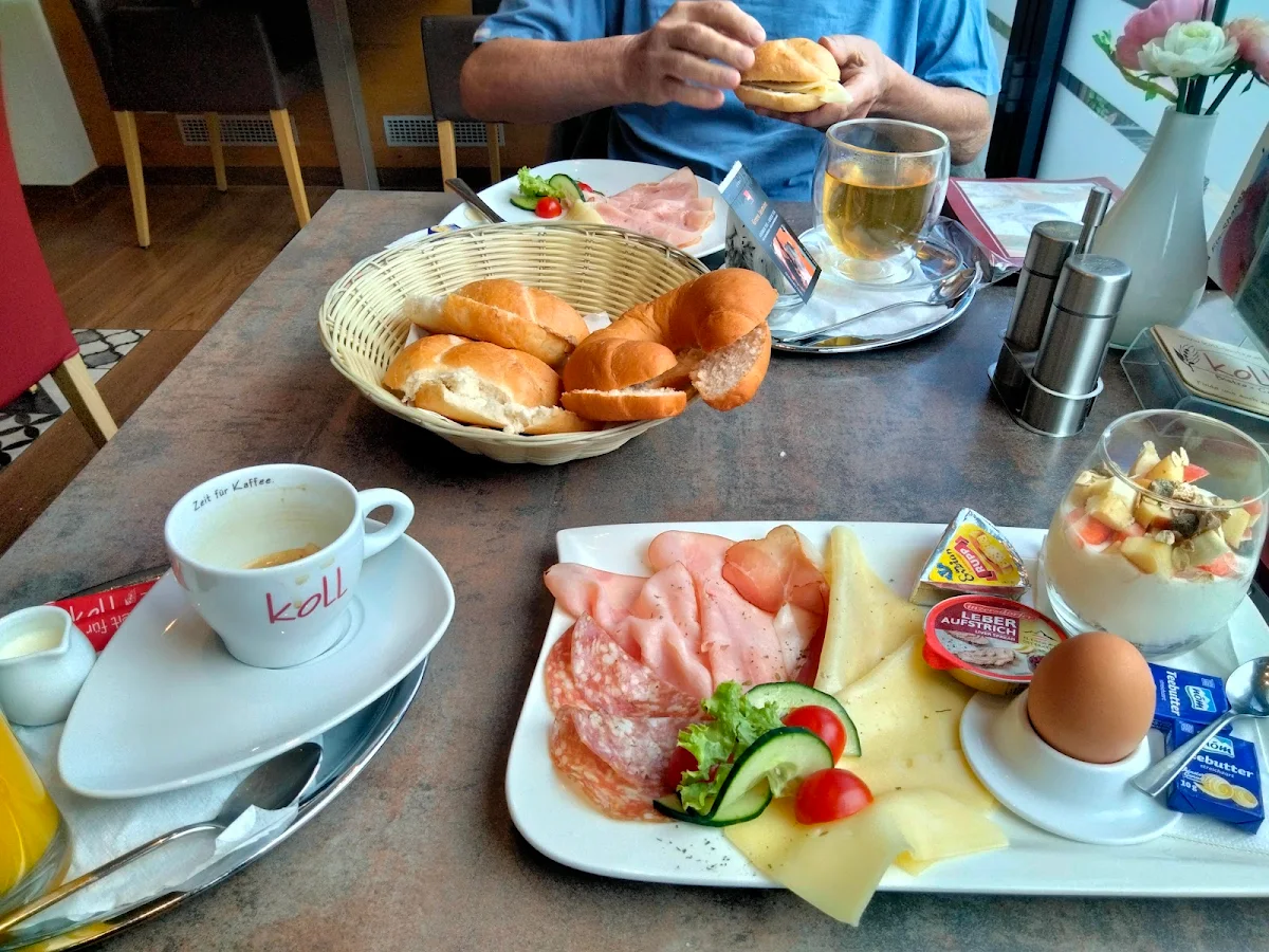 Essen und Trinken photo 3