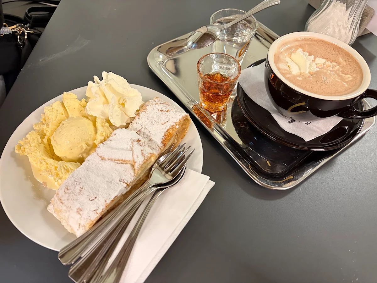 Essen und Trinken photo 7