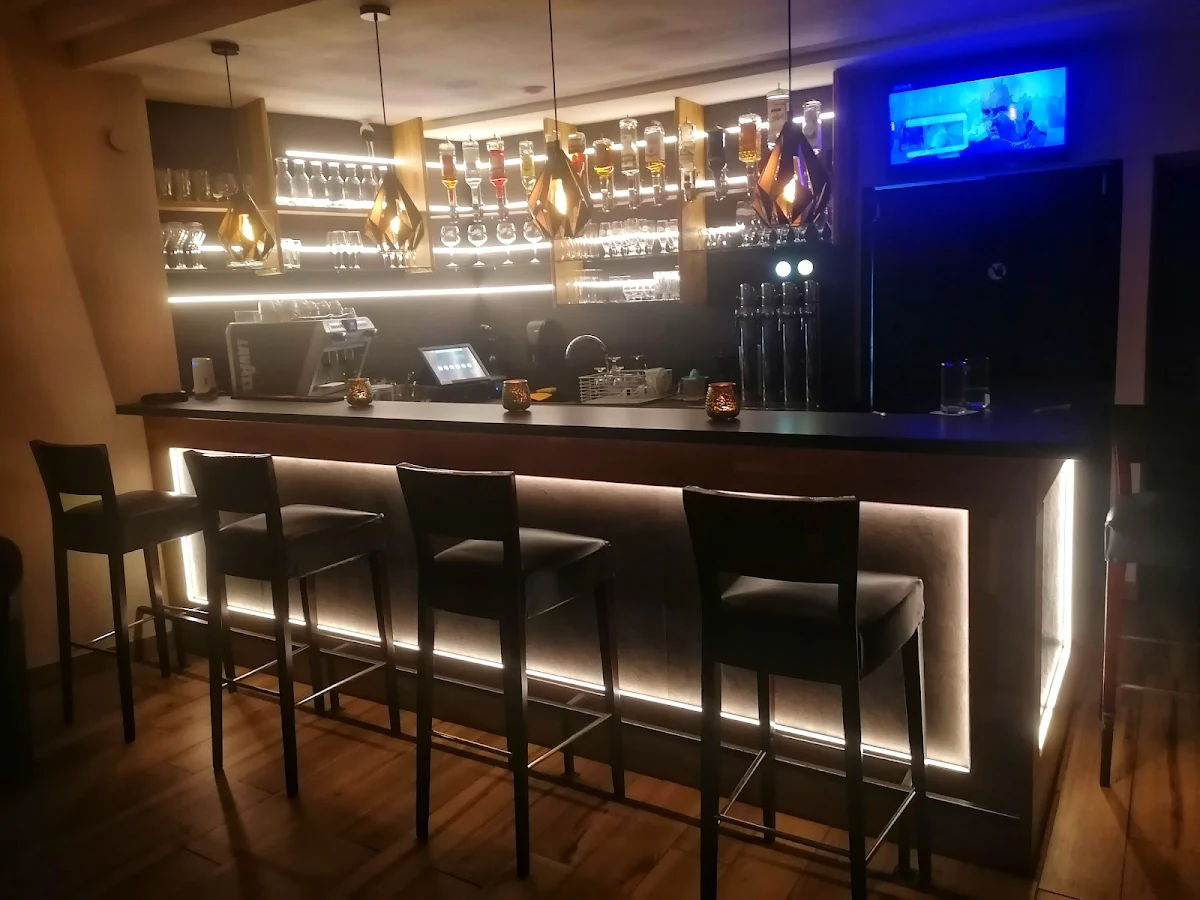 Café Macao Titelbild