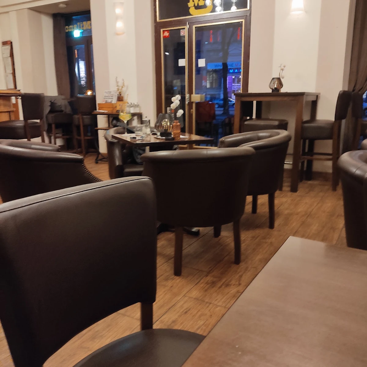Café Milano Titelbild