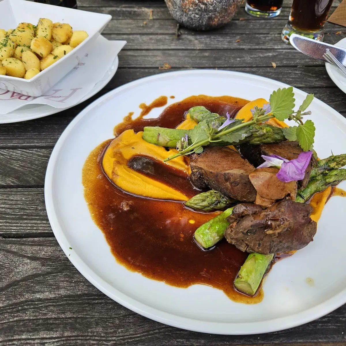 Essen und Trinken photo 2