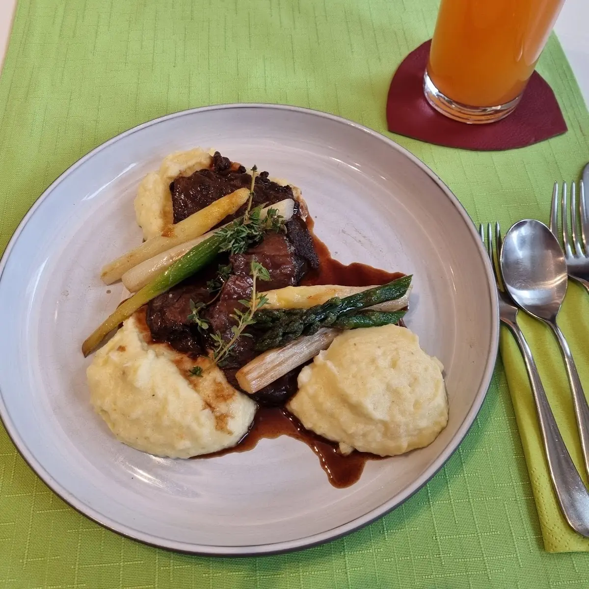 Essen und Trinken photo 3