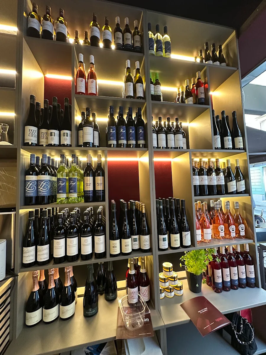 Vinum 1010 Wine Boutique and Lounge Titelbild