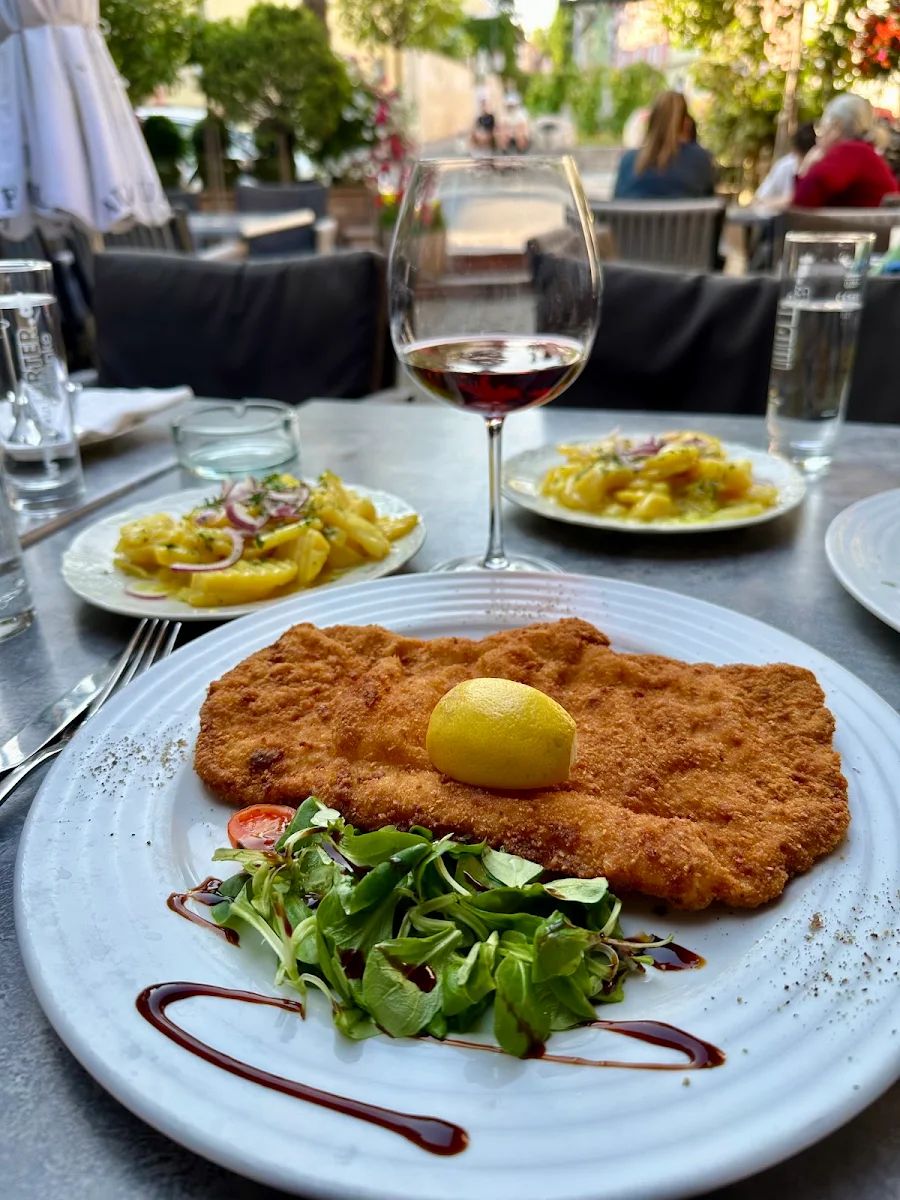 Essen und Trinken photo 1