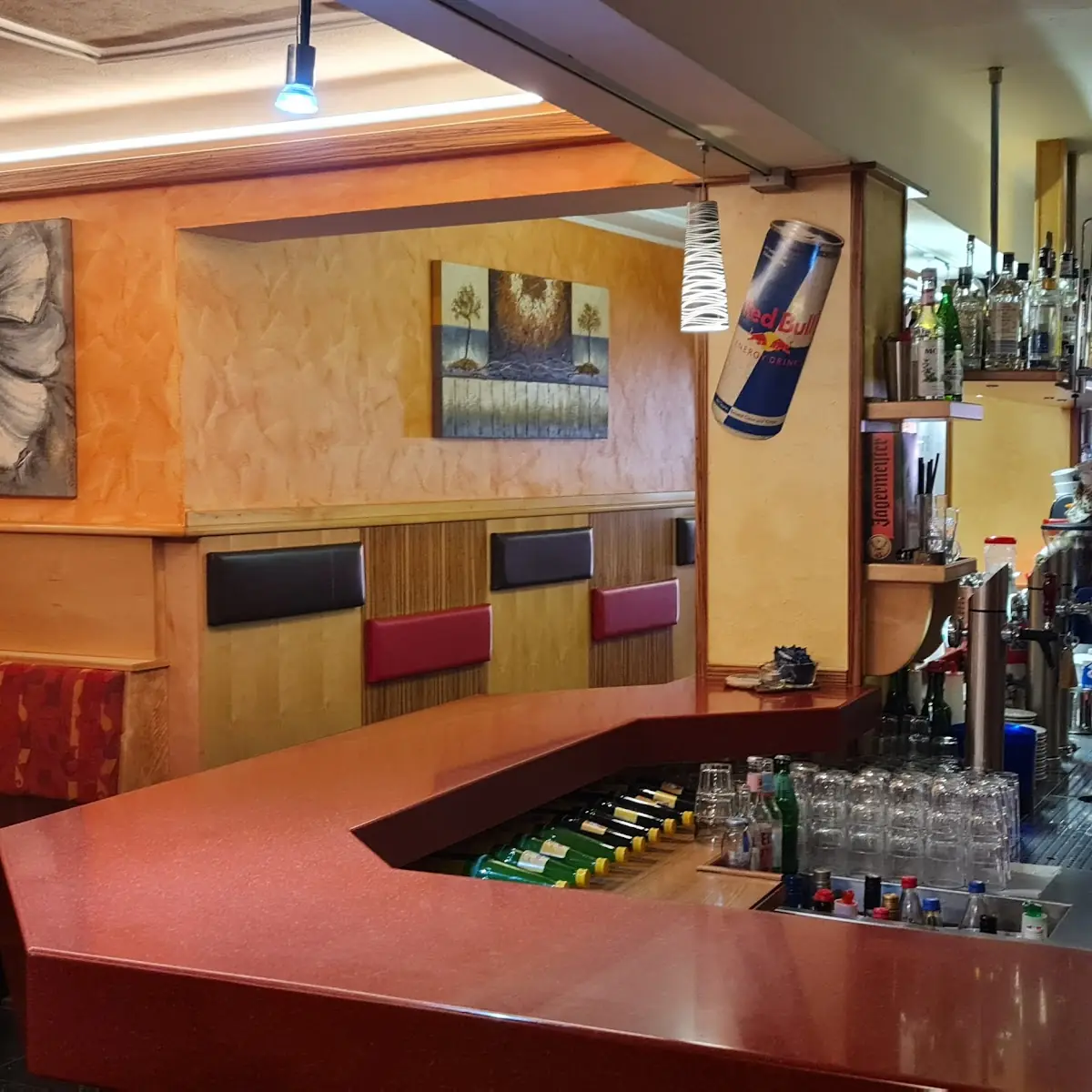 Cafe Central, Das Kaffeehaus in Neumarkt Titelbild