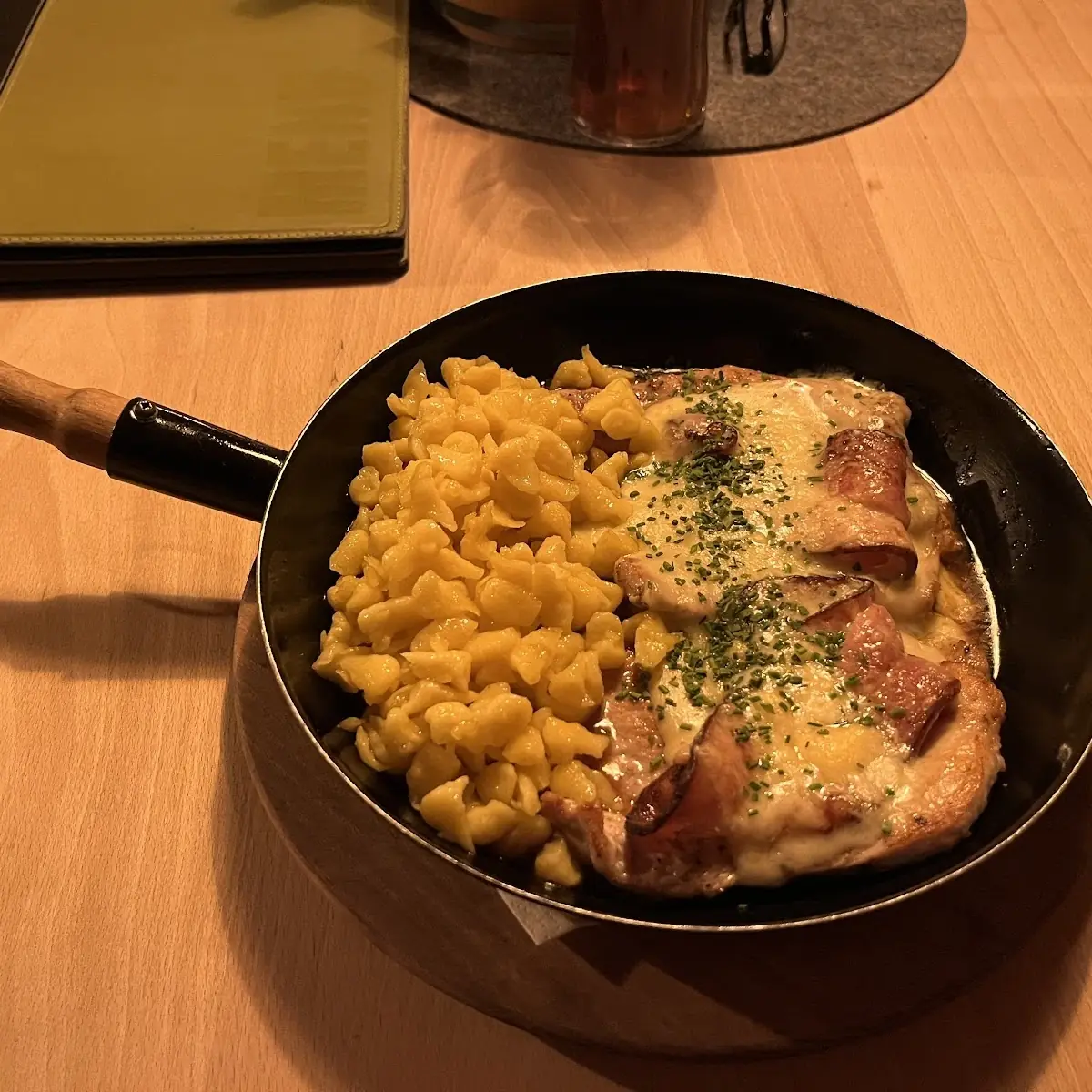 Schweizer Schnitzel Mit Spätzle
