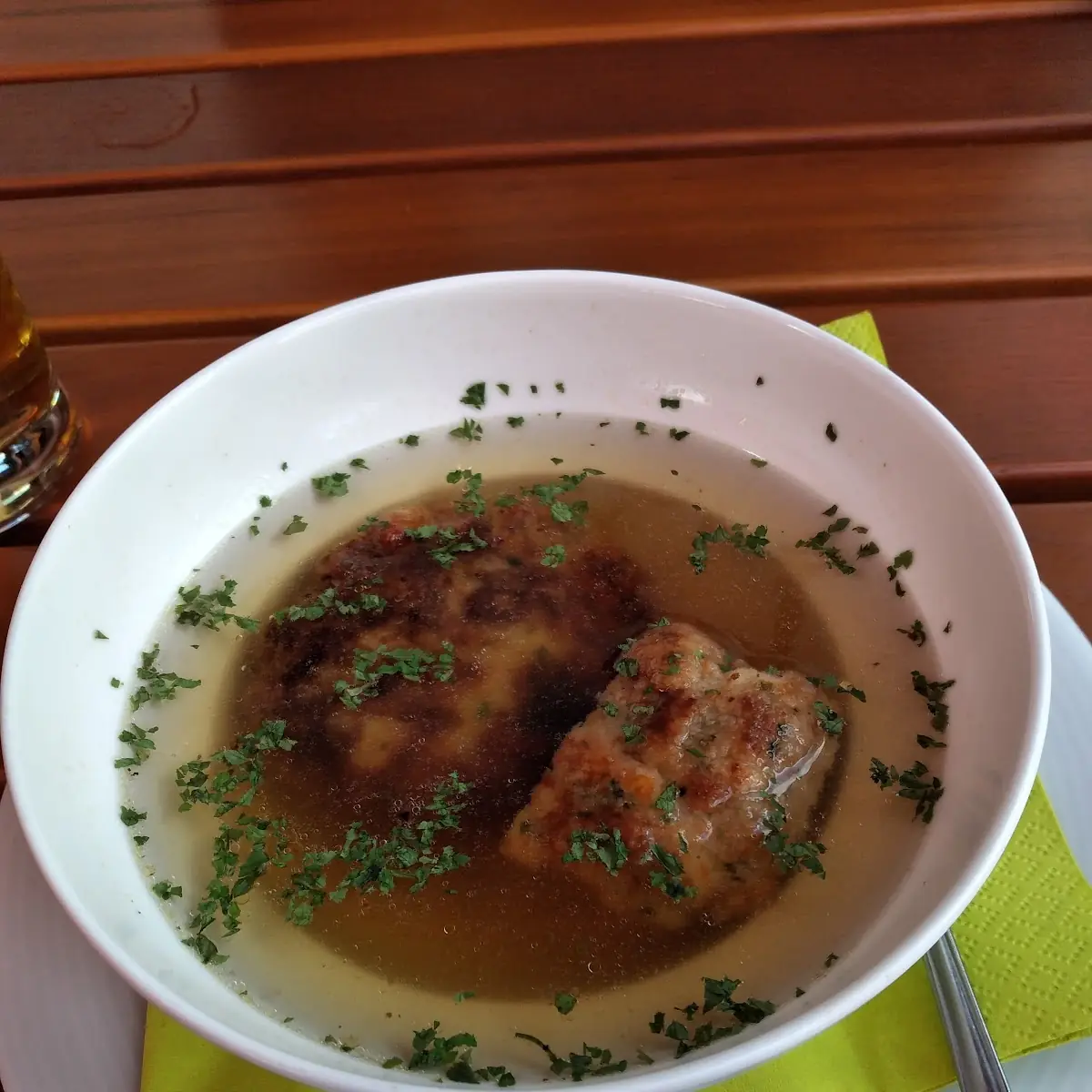 Knödel Suppe