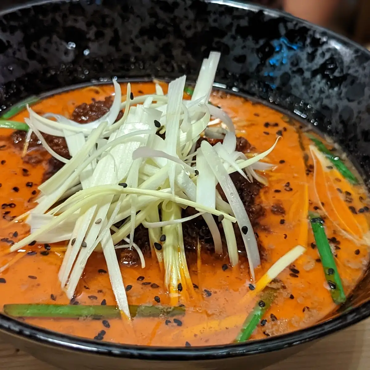 Spicy Tantan Rinderknochenbrühe