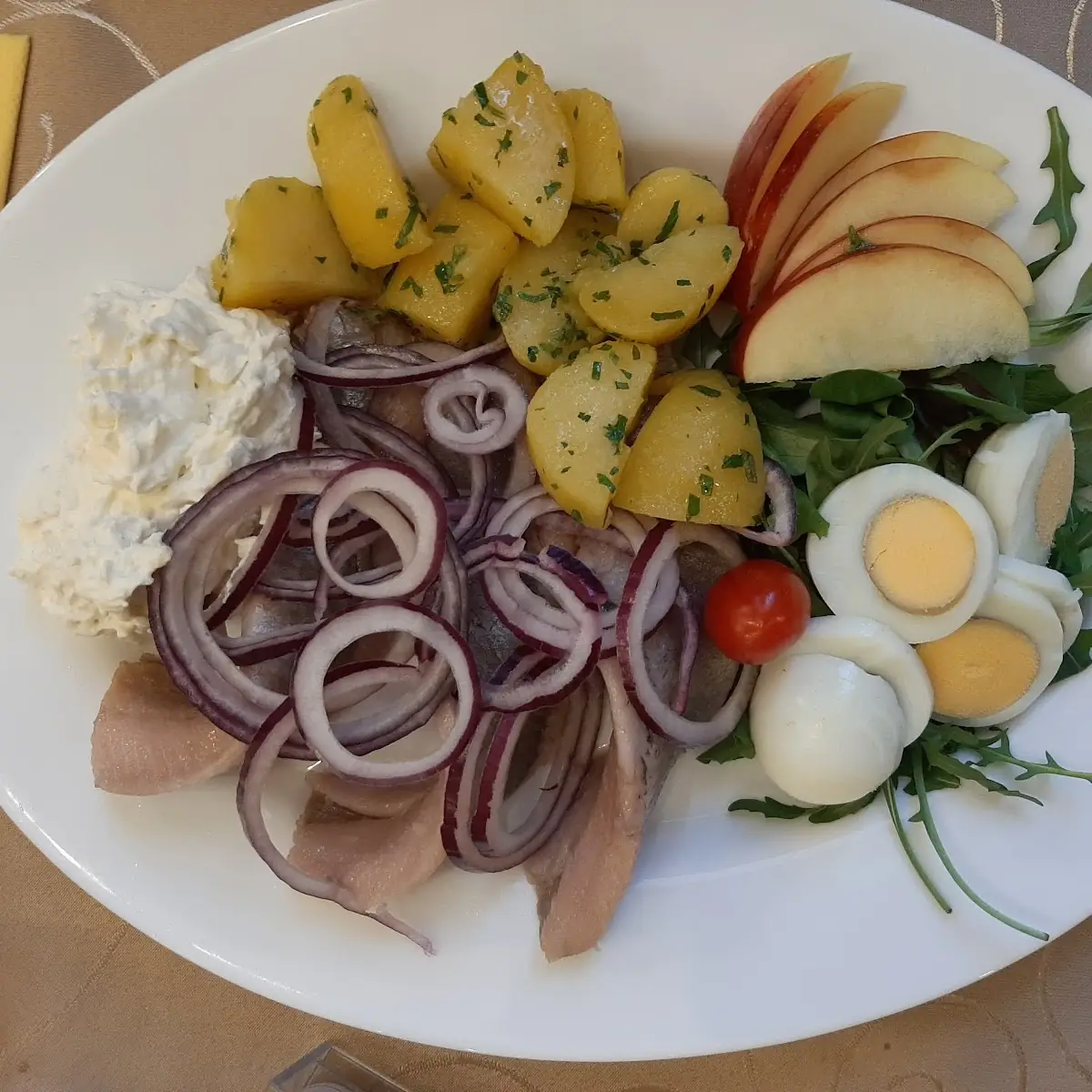 Matjesfilet Mit Warmen Erdäpfel