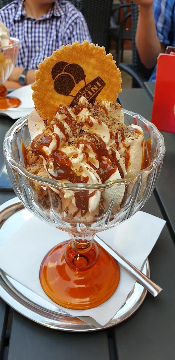 Karamellbecher