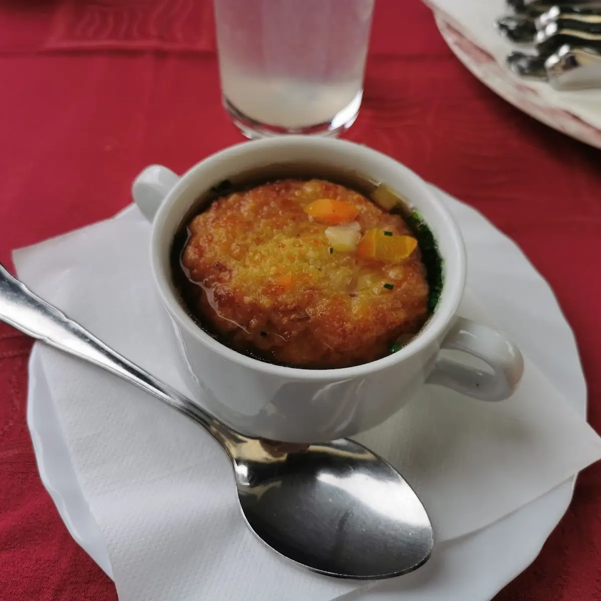 Kaspressknödelsuppe