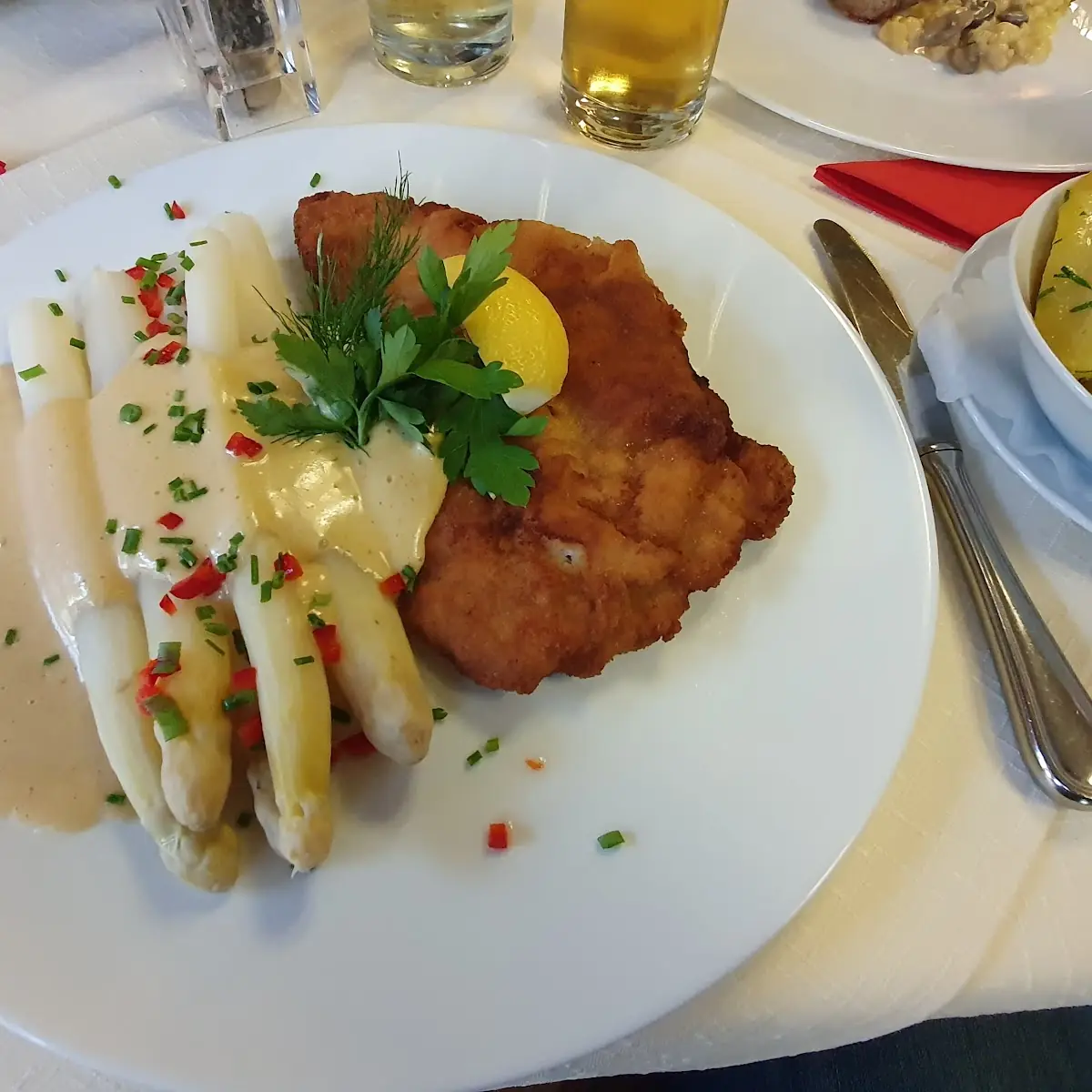 Schnitzel Mit Spargel