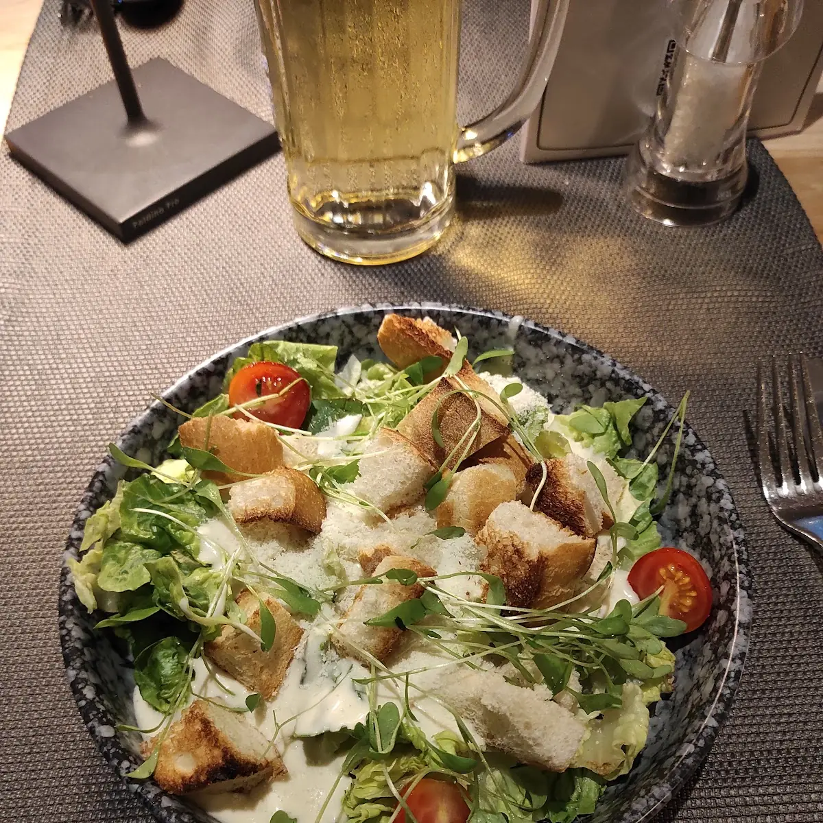Caesar Salat