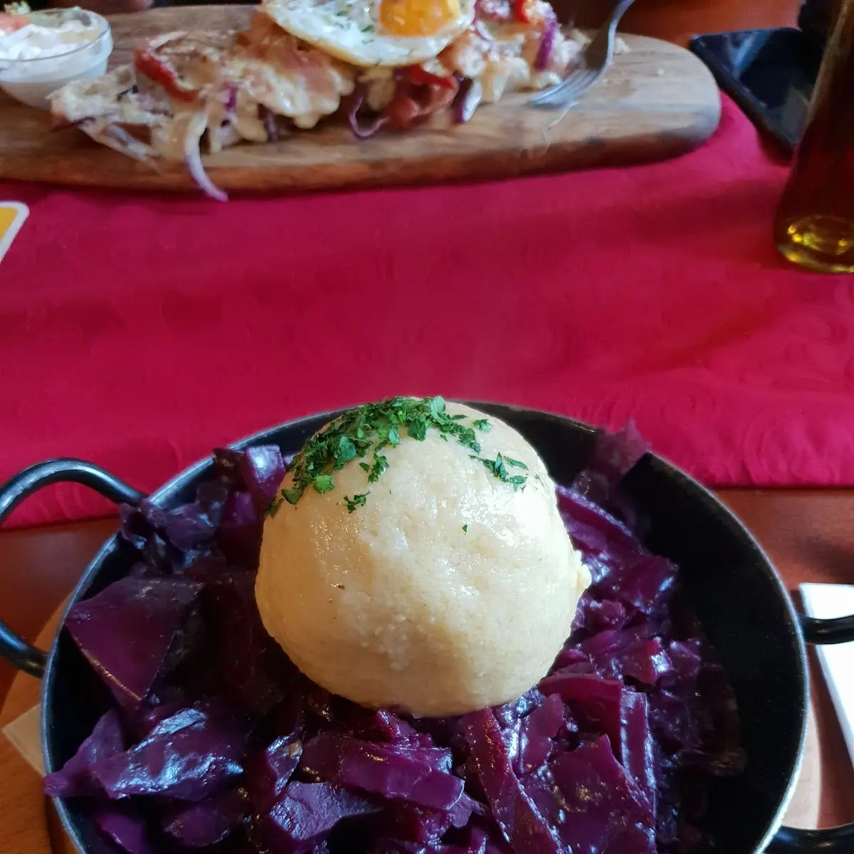 Blunzenknödel Mit Rotkraut
