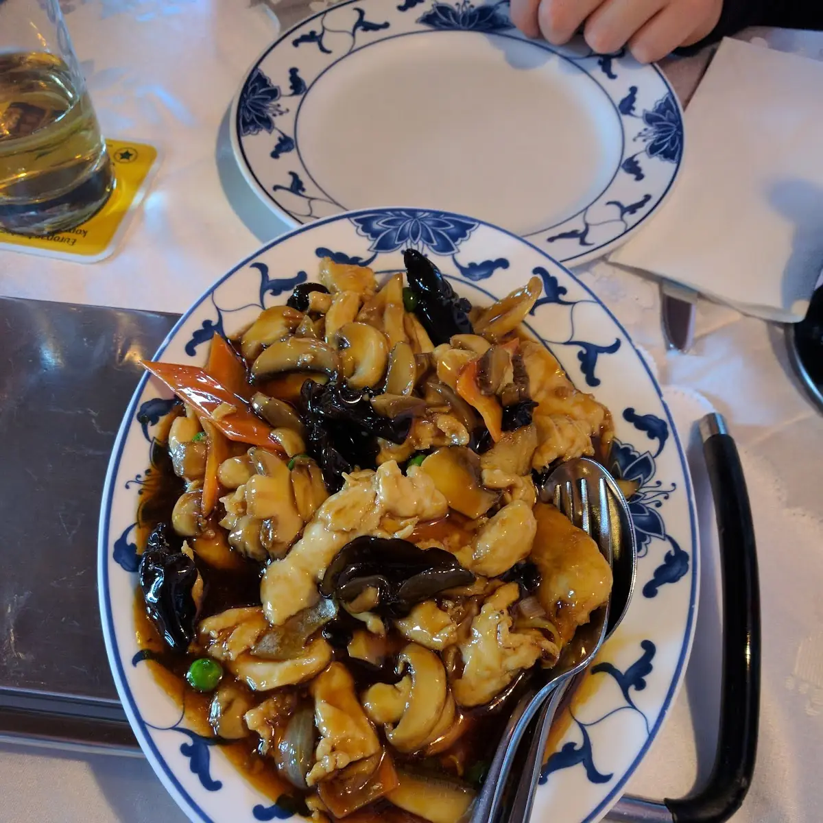 Hühnerfleisch Mit Pilzen