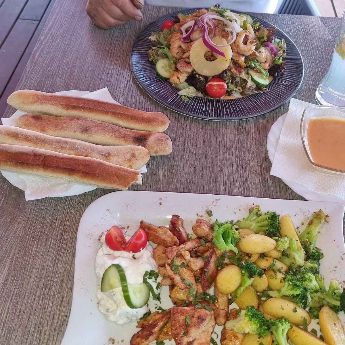 Caribian Salat Teller
