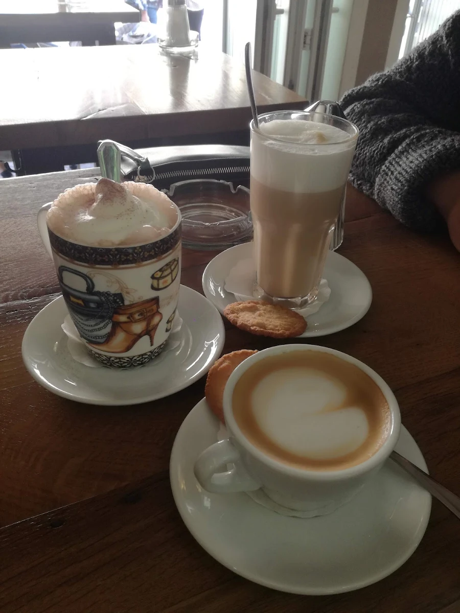 Cappuchino Mit Sigar