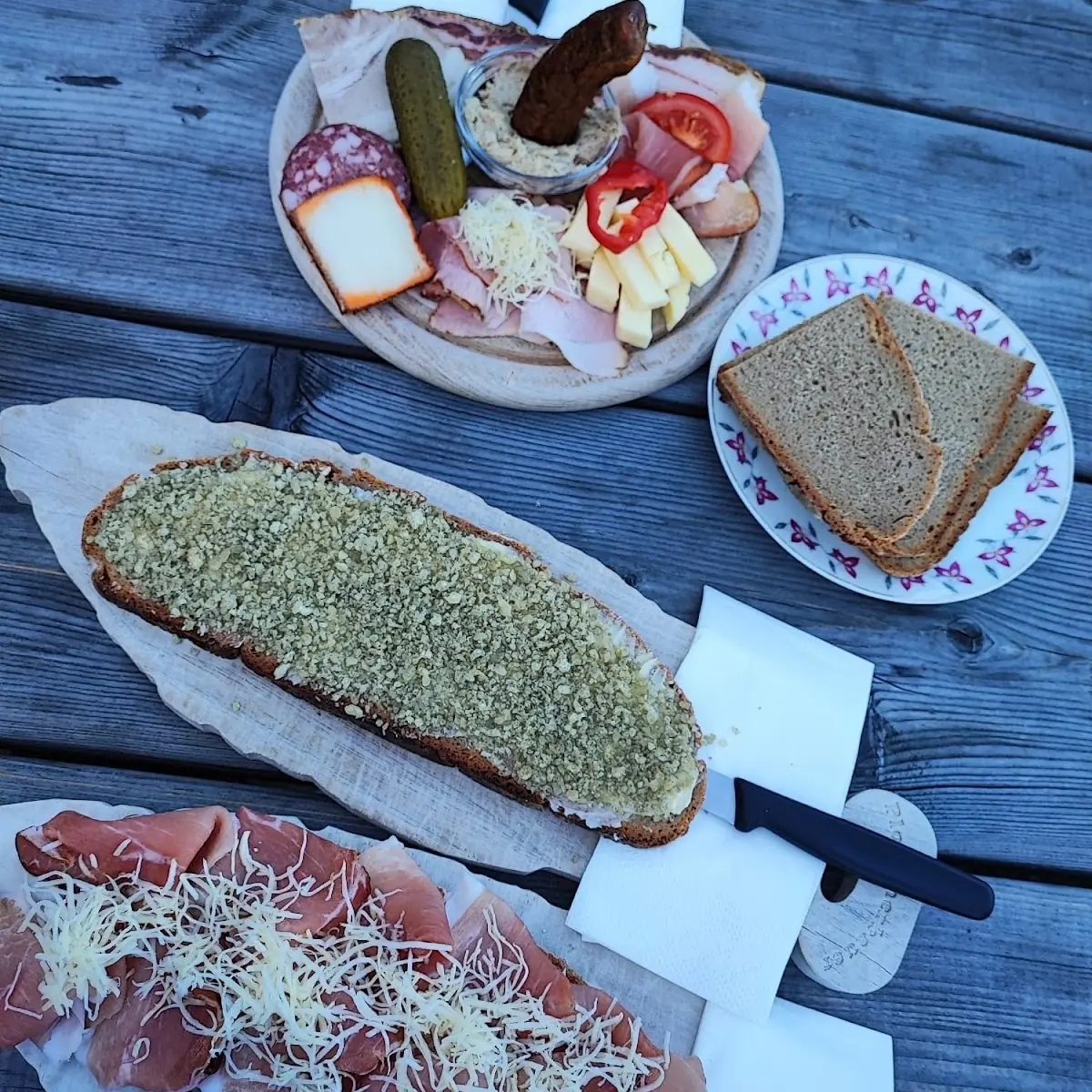Steirerkasbrot Und Brettljause