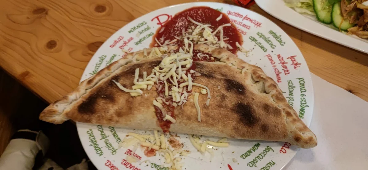 Pizza Calzone