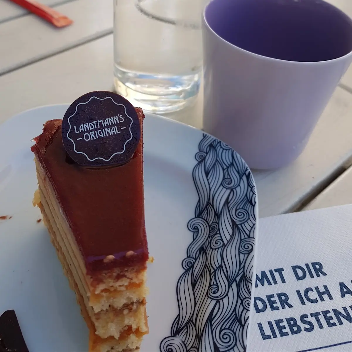 Boots Haus Torte