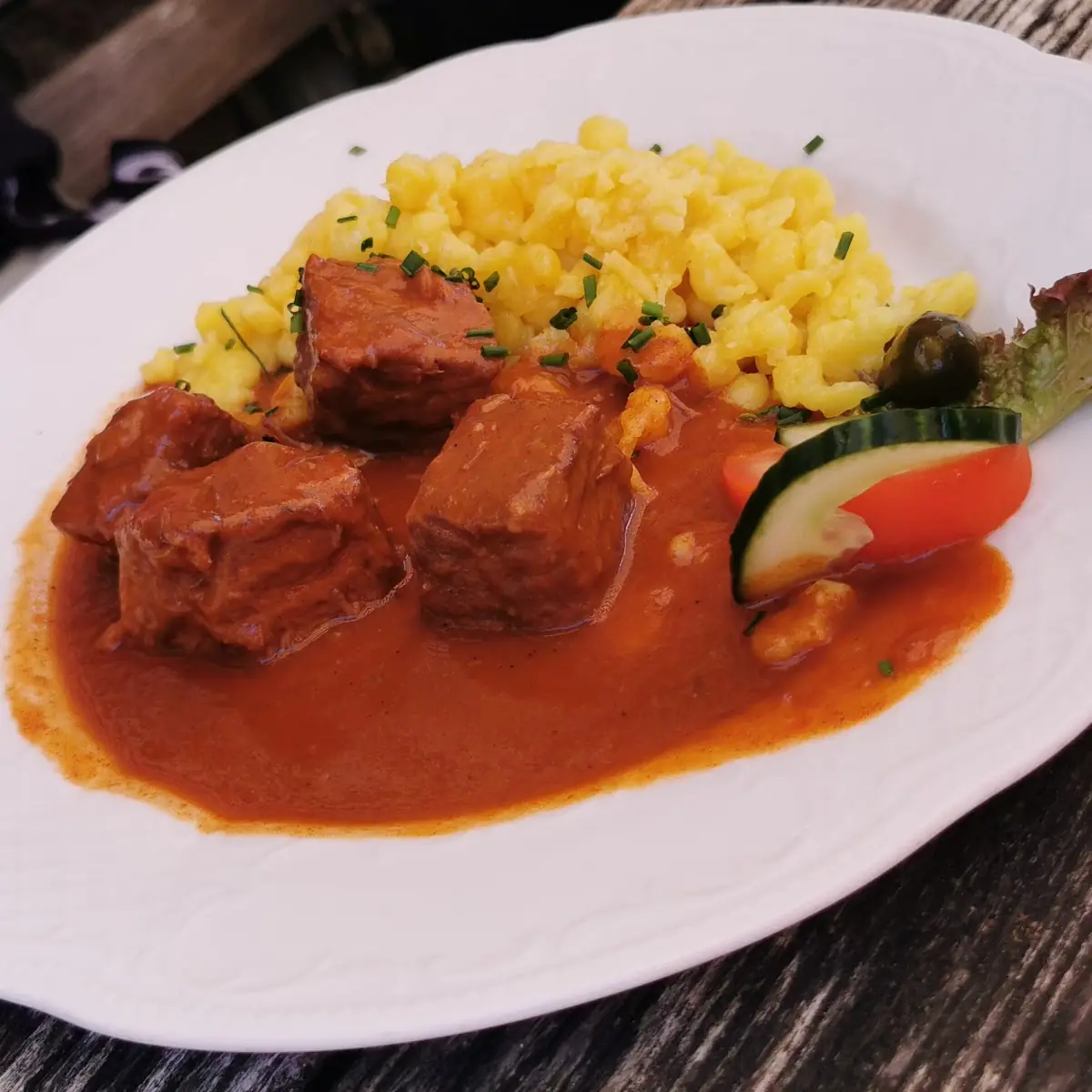 Gulasch Mit Spätzle