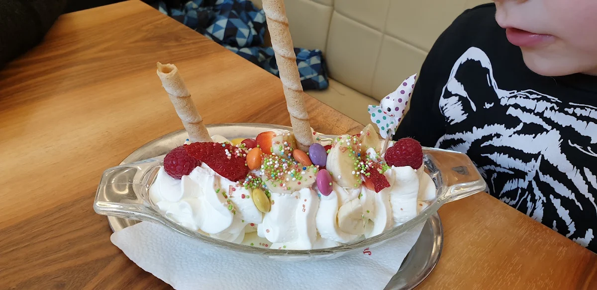 Kindereisbecher