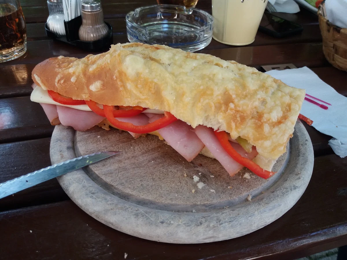 Kässtangerl Gefüllt