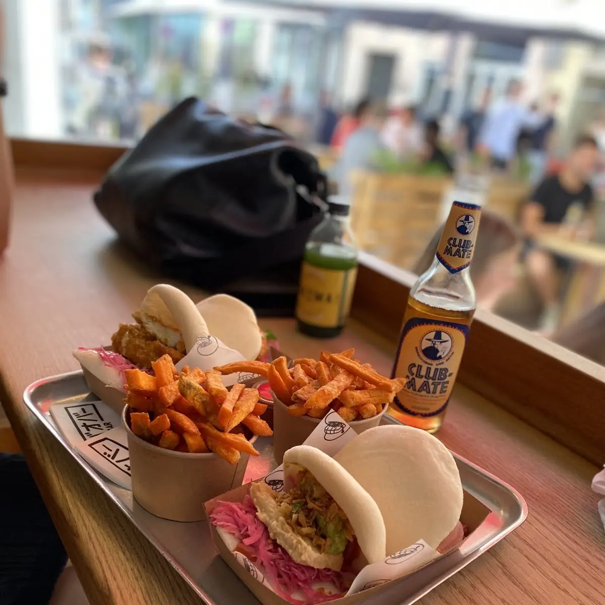 Highlights, BAO BAR 1070