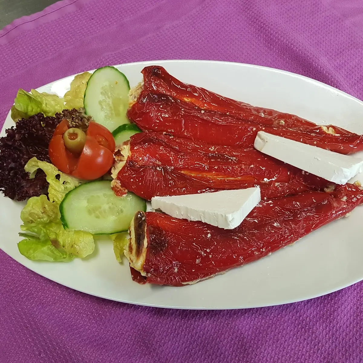 Gefüllte Paprika Käse