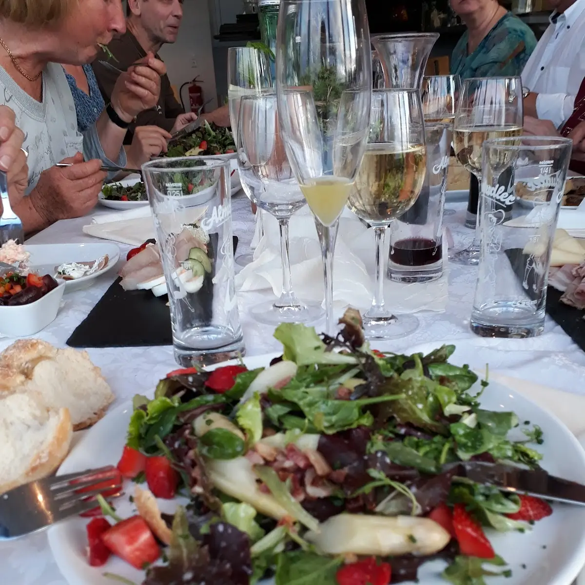 Spargel Erdbeer Salat