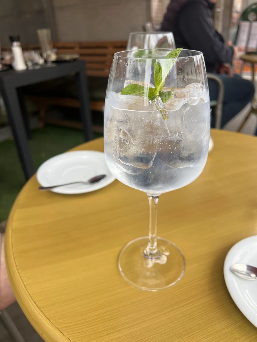 G&T, Coffee & Friends