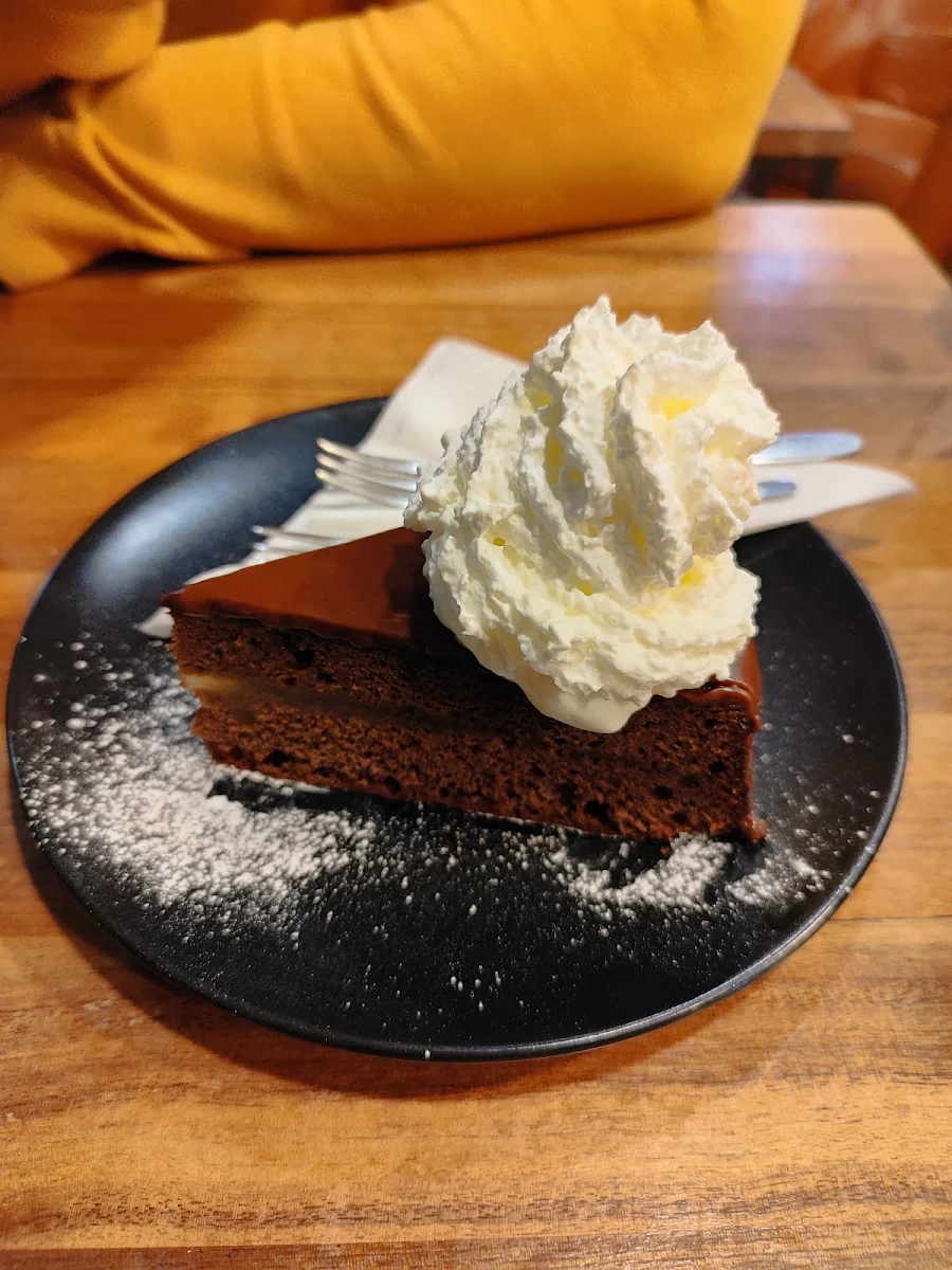 Sachertorte, Coffee & Friends
