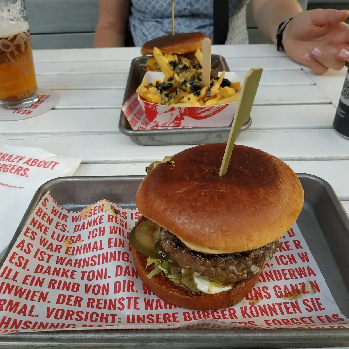 Gipfel Des Wahnsinns Mit Blue Cheese Burger